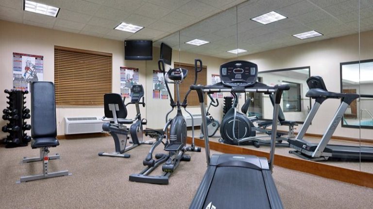Holiday Inn Express & Suites Dayton North – Tipp City By IHG