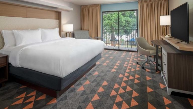 Holiday Inn Portland – Columbia Riverfront by IHG