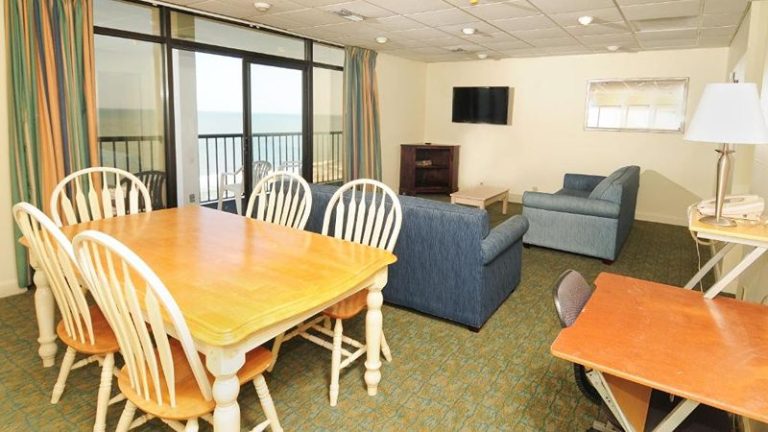 Holiday Sands South
