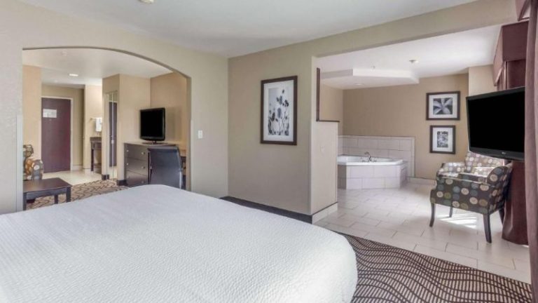 La Quinta Inn & Suites by Wyndham Meridian / Boise West