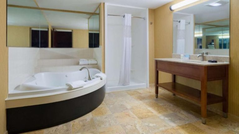 Larkspur Landing Carlisle