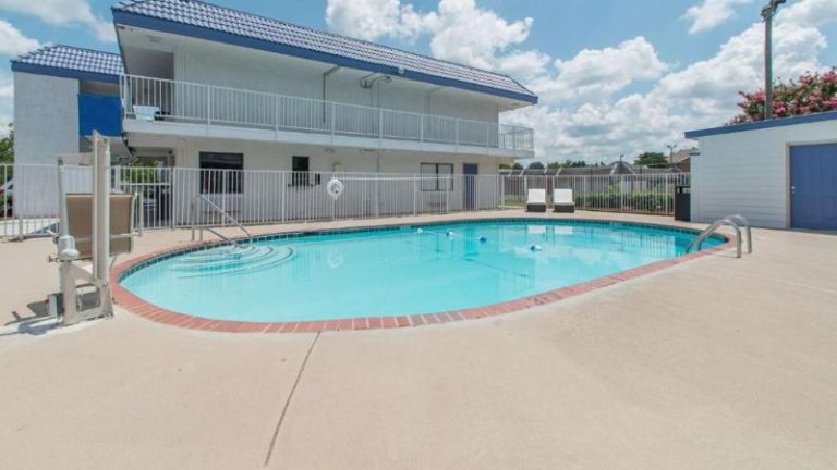 Motel 6 Norcross