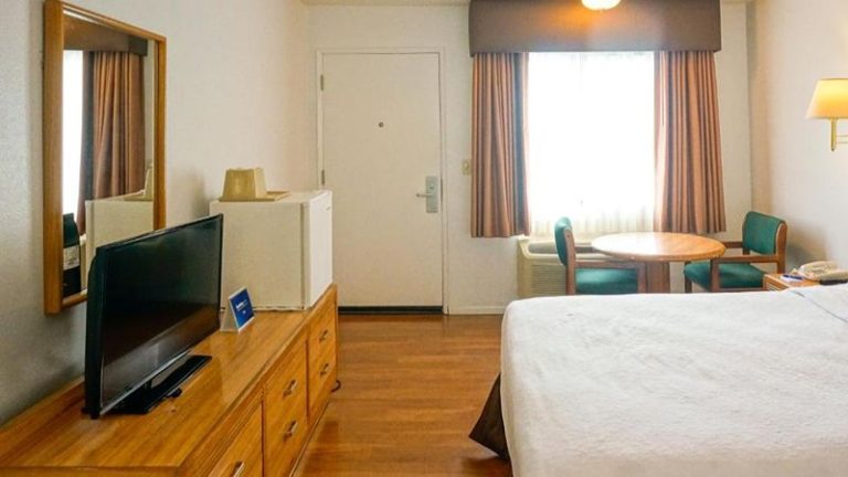 OceanView Motel