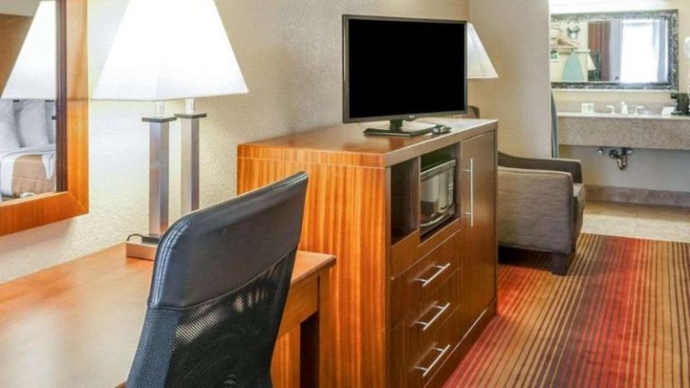 Quality Inn & Suites Albuquerque West