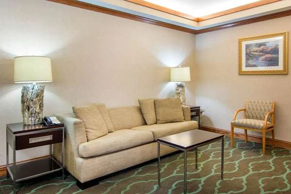 Quality Inn & Suites Decatur – Atlanta East