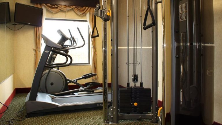 Red Roof Inn & Suites Detroit – Melvindale / Dearborn