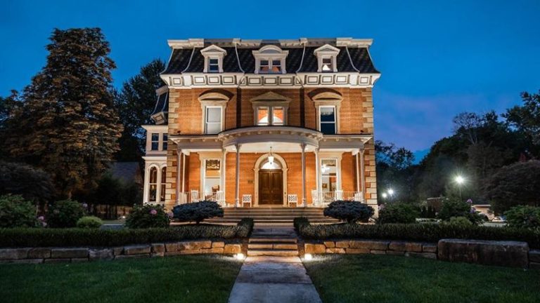 Steele Mansion Inn & Gathering Hub