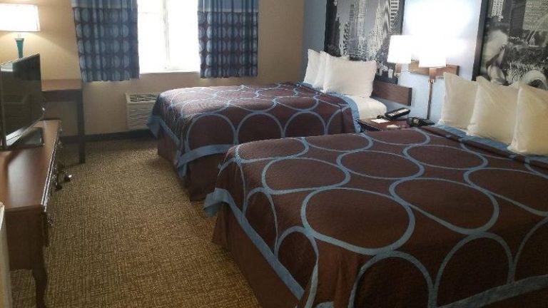 Super 8 by Wyndham Chicago O’Hare Airport