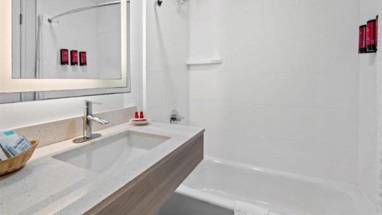 SureStay by Best Western Santa Monica