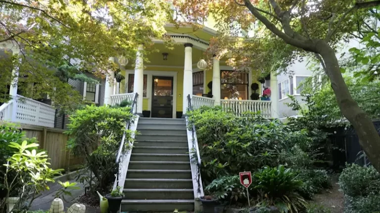 The Barclay House