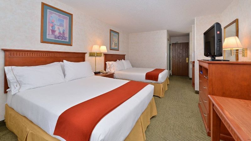 Vagabond Inn Executive – Green Valley Sahuarita, room with private jacuzzi, photo 2