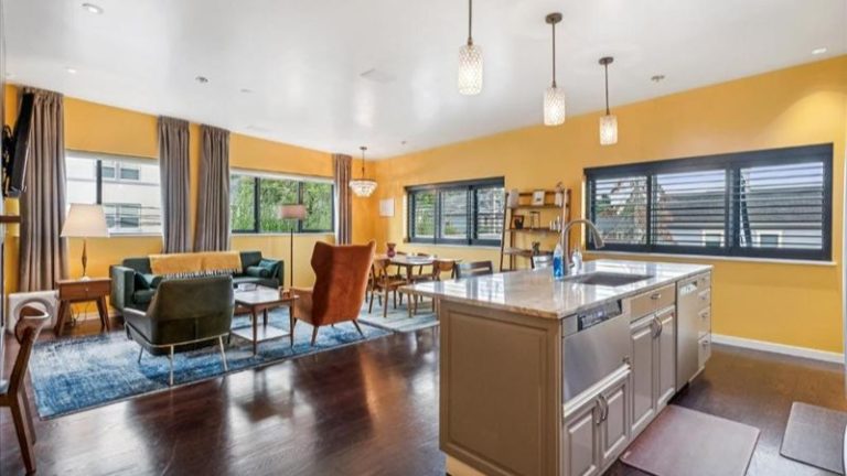 Violetsuitespdx Boutique Hotel