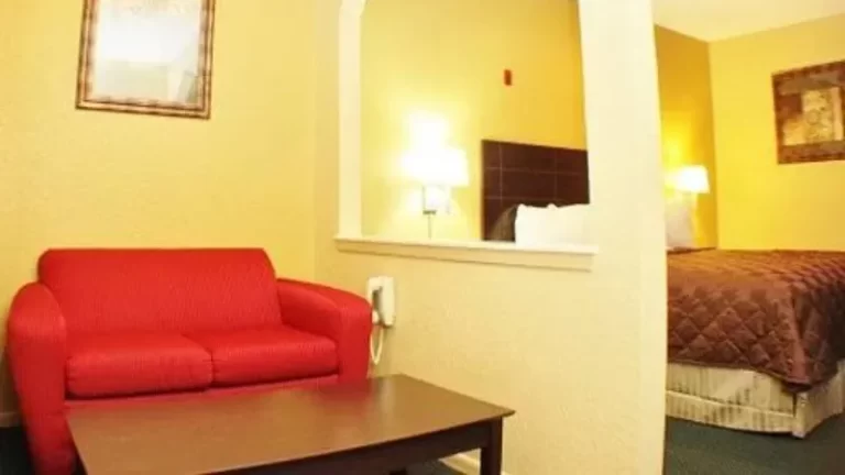Winchester Inn & Suites Humble/IAH/North Houston