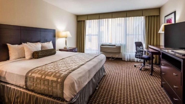 Best Western Plus Philadelphia Airport South At Widener University