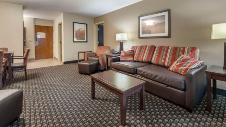 Best Western Plus Ramkota Hotel