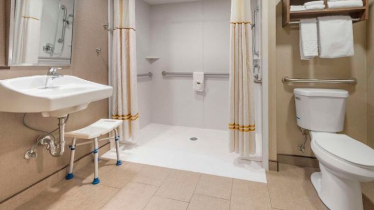 Best Western Plus Ramkota Hotel