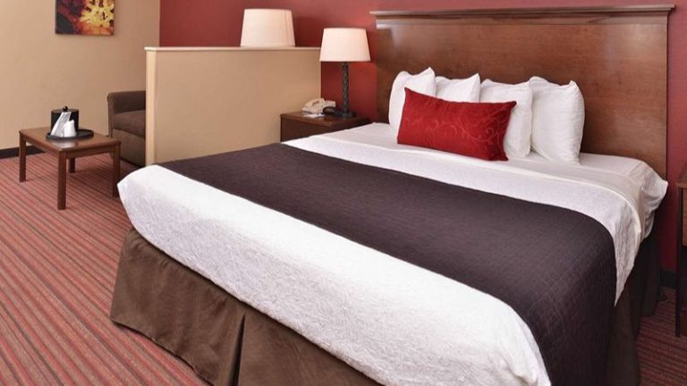 Best Western Woodland Inn