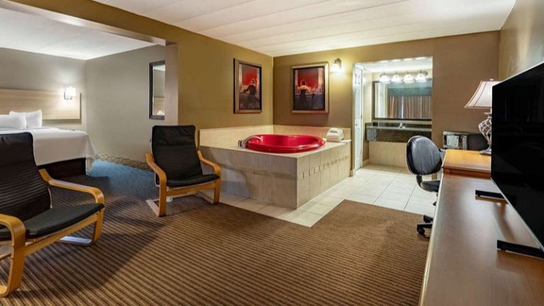 Days Inn by Wyndham Birch Run