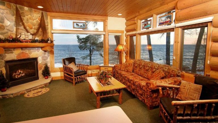 Grand Superior Lodge