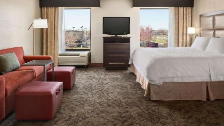 Hampton Inn & Suites Detroit/Sterling Heights