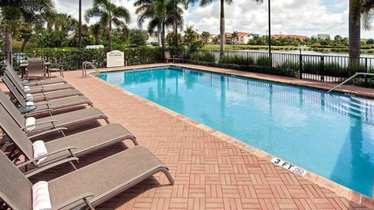 Hawthorn Suites by Wyndham West Palm Beach