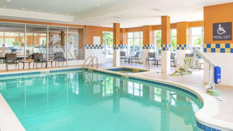 Hilton Garden Inn Bwi Airport, room with private jacuzzi, photo 8