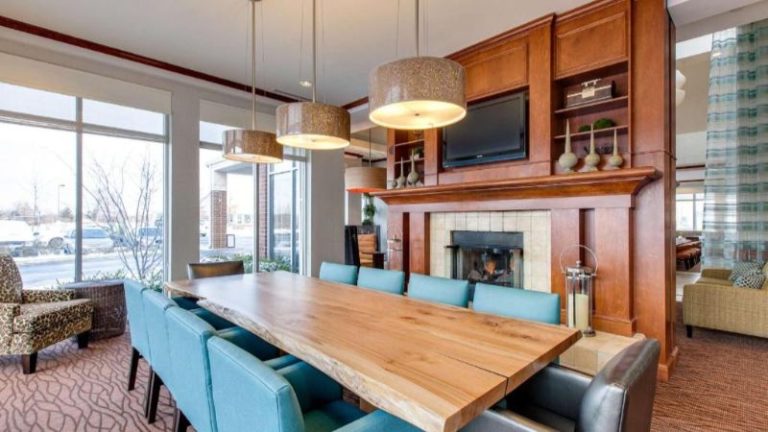 Hilton Garden Inn Naperville/Warrenville