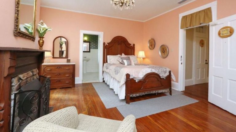 Historic Sevilla House