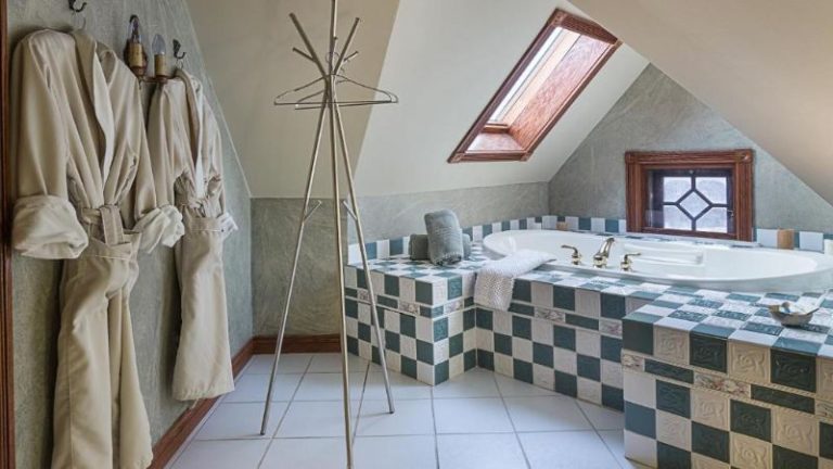 Historic Webster House Bed and Breakfast