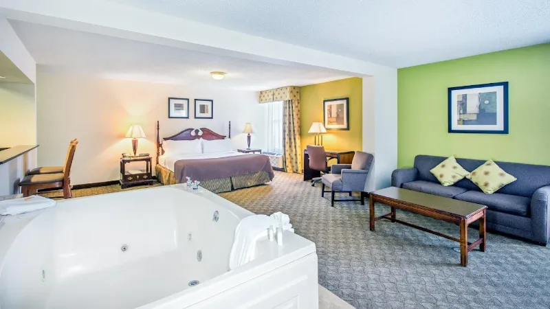 Holiday Inn Roanoke-tanglewood-rt 419&i581 by IHG