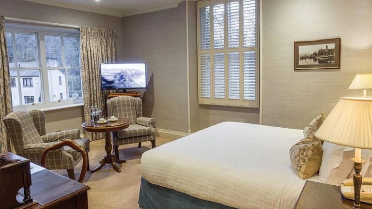 Lakeside Hotel & Spa