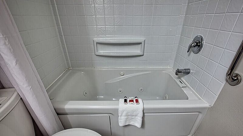 Microtel Inn & Suites by Wyndham Niagara Falls