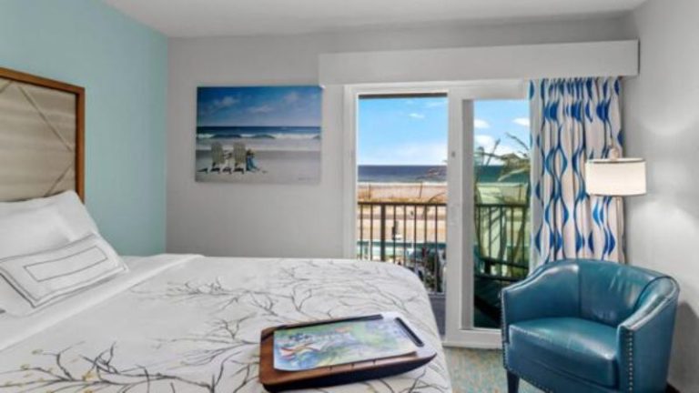 Ocean Sands Beach Boutique Inn – 1 Acre Private Beach
