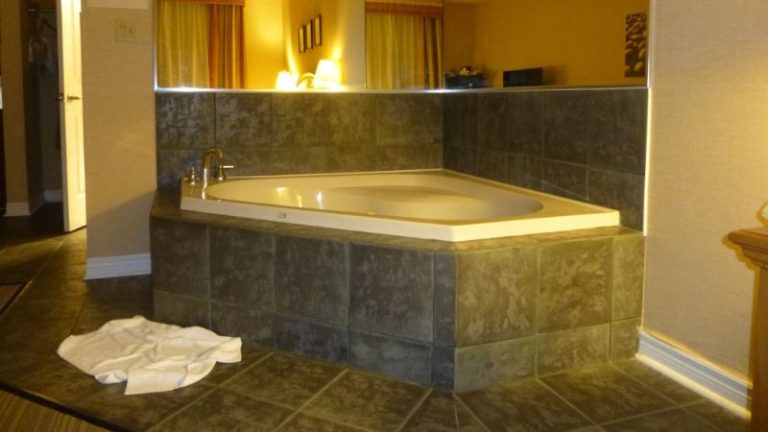 Quality Inn & Suites Oakville-Mississauga