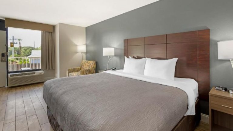 Quality Inn & Suites St Augustine Beach