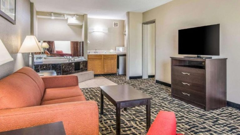 Quality Inn & Suites York East
