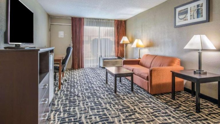 Quality Inn & Suites York East