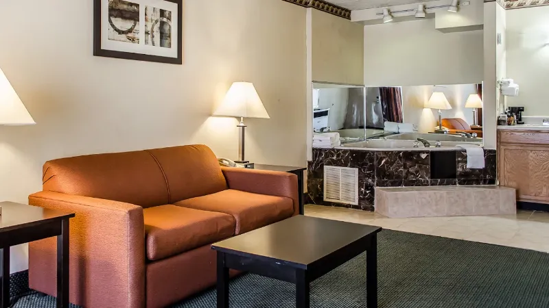 Quality Inn & Suites York East