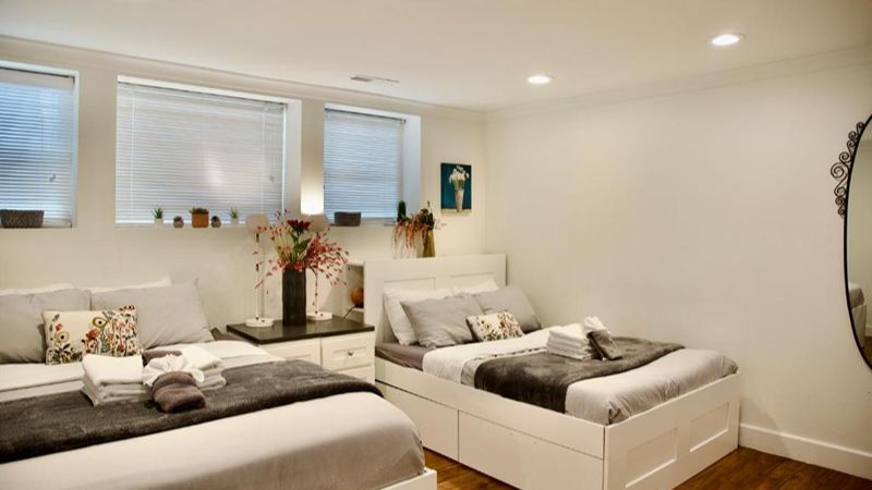 Scenic Lake View Home, room with private jacuzzi, photo 6