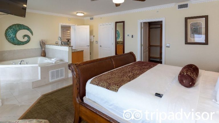 Sunset Vistas Beachfront Suites