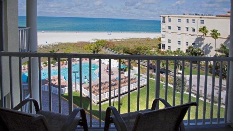 Sunset Vistas Beachfront Suites