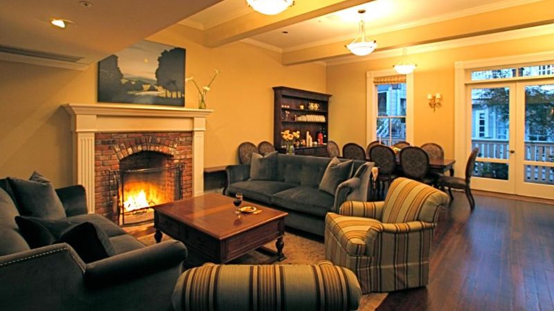 The Gables Inn Sausalito, room with private jacuzzi, photo 1