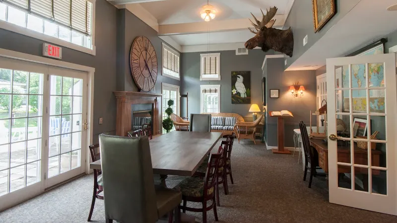 The Sand Hill Inn, room with private jacuzzi, photo 6