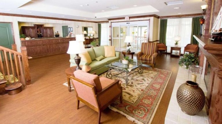 Country Inn & Suites by Radisson, Fredericksburg, VA