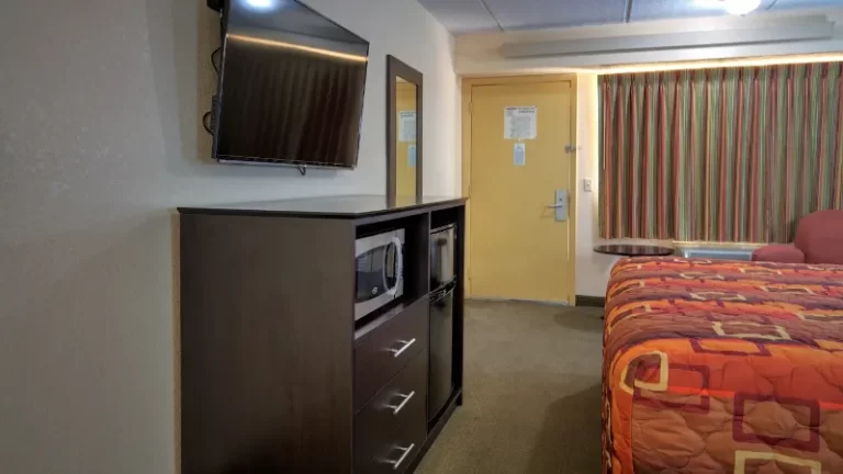Fair View Inn & Suites