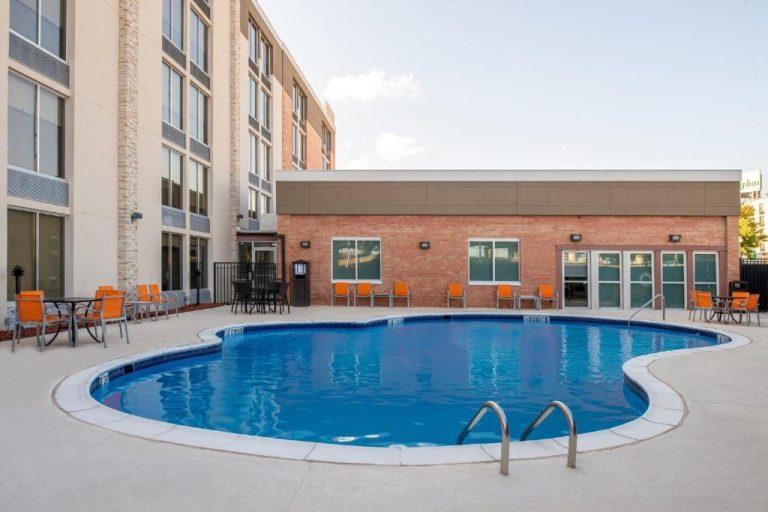 Holiday Inn Express & Suites Shreveport – West By IHG