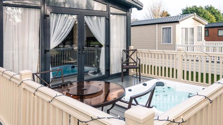 JJs Lodge Lakewood