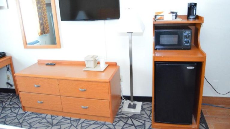 Quality Inn Coralville – Iowa River Landing
