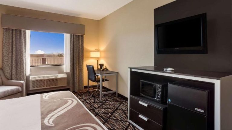 Quality Inn & Suites Pearl-Jackson