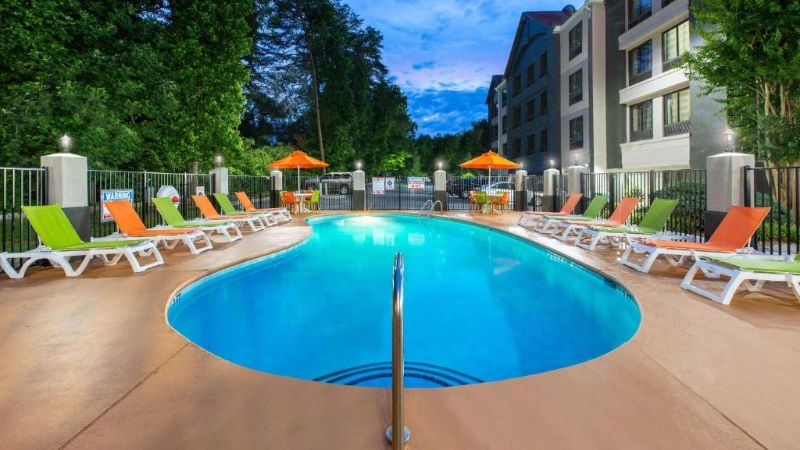 Super 8 By Wyndham Pigeon Forge Dollywood Lane, room with private jacuzzi, photo 5